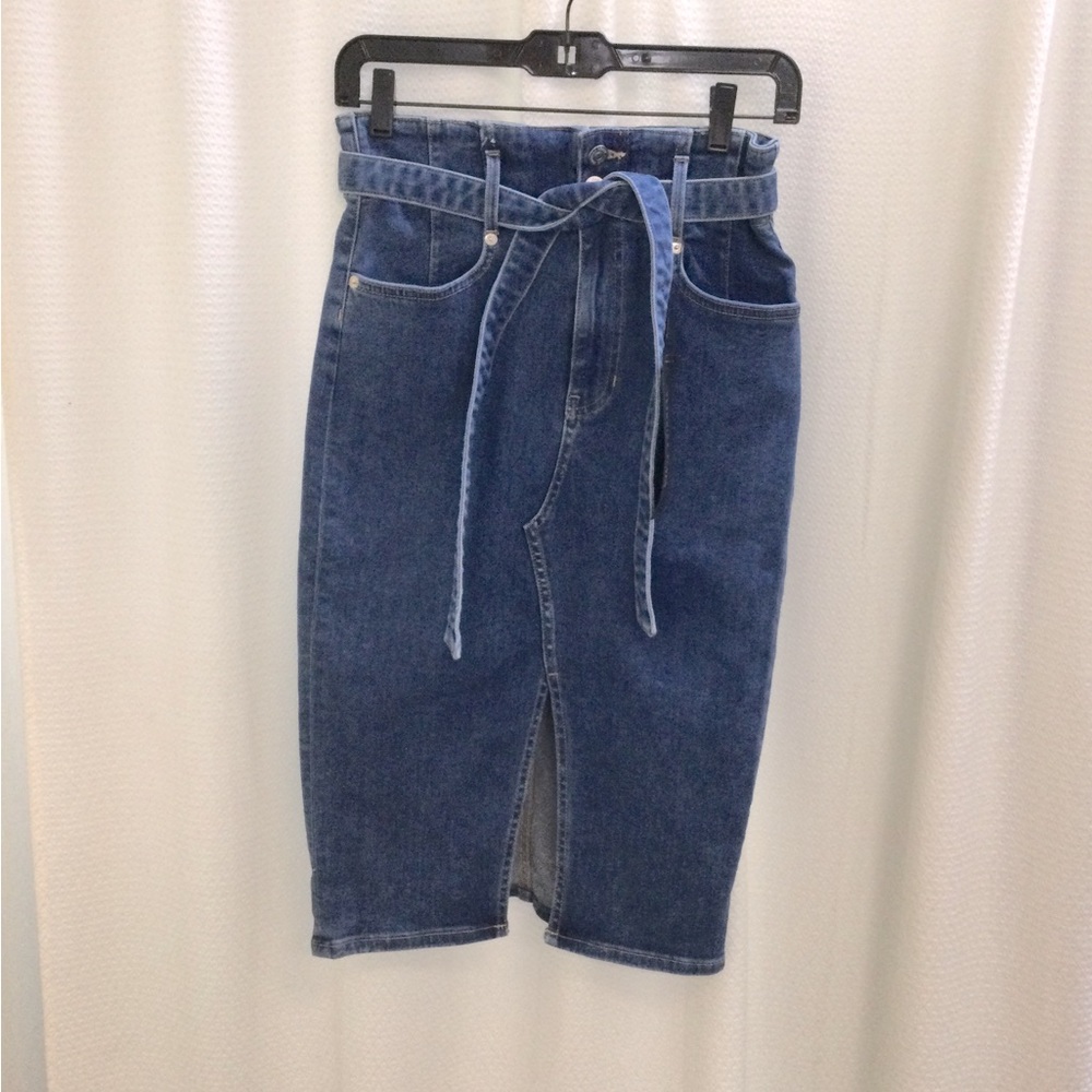 VERONICA BEARD JEANS SKIRT, NWT, SIZE 4